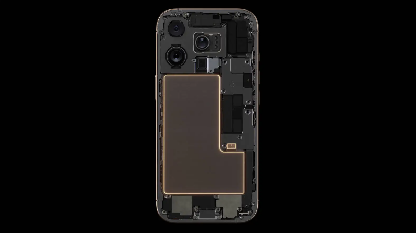 咸安苹果手机维修分享iPhone 16 Pro 系列屏幕更大，搭载 A18 Pro 芯片 